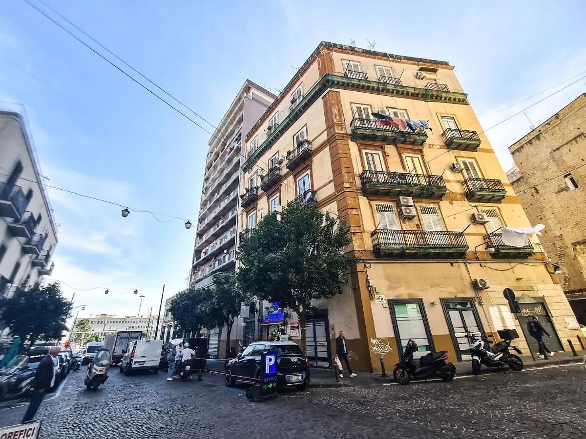 Partenope Dorata Naples